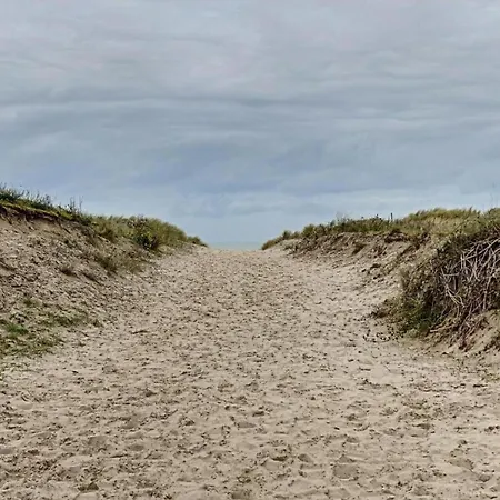 Littoral 402 With A Location Lejlighed